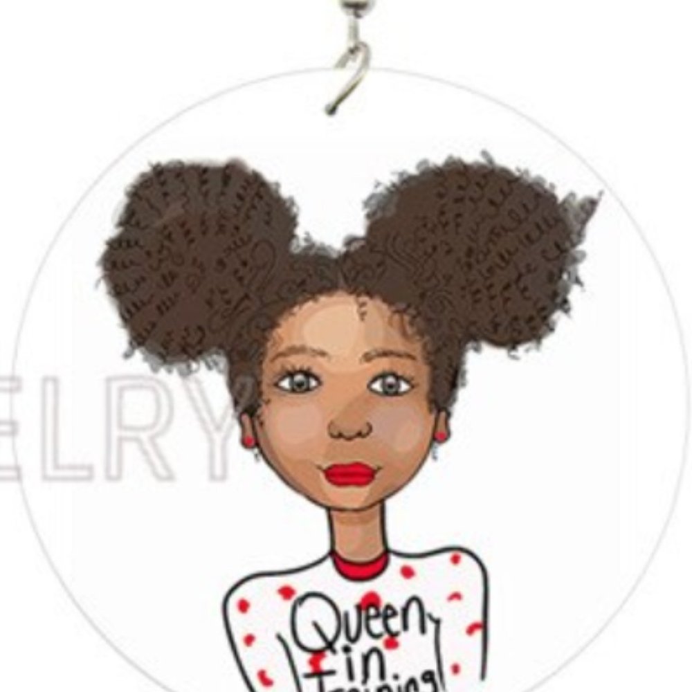 ❤ 4/$15❤ Wooden Queen In Training Earrings